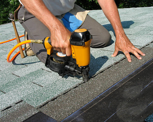 Quick and Trustworthy Emergency Roof Repair Services in Lake Waccamaw, NC